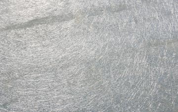 Muie laminate fibreglass or shingles?