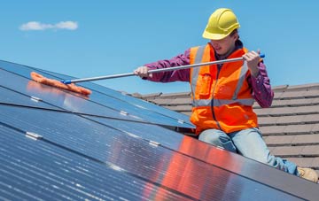 Muie roof cleaning services